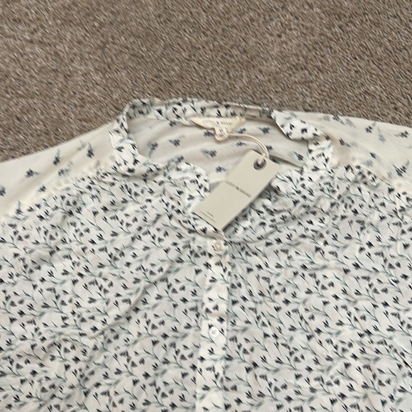 BRAND NEW Blouse - Picture 3 of 6